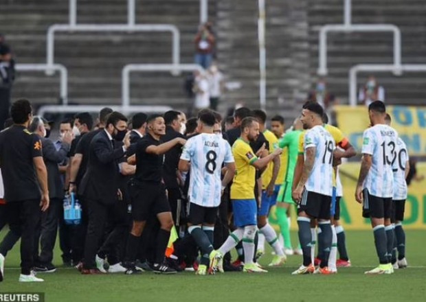 Braziliya-Argentina oyunu buna görə 4-cü dəqiqədə dayandırıldı